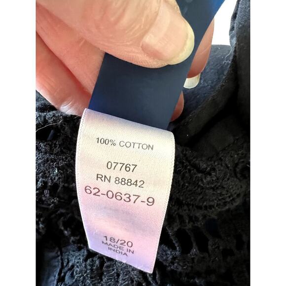 Swimsuits For All women's size 18/20 coverup black crochet button-up - Picture 8 of 9